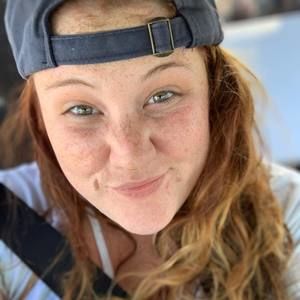 Meet your Posher, Chelsie